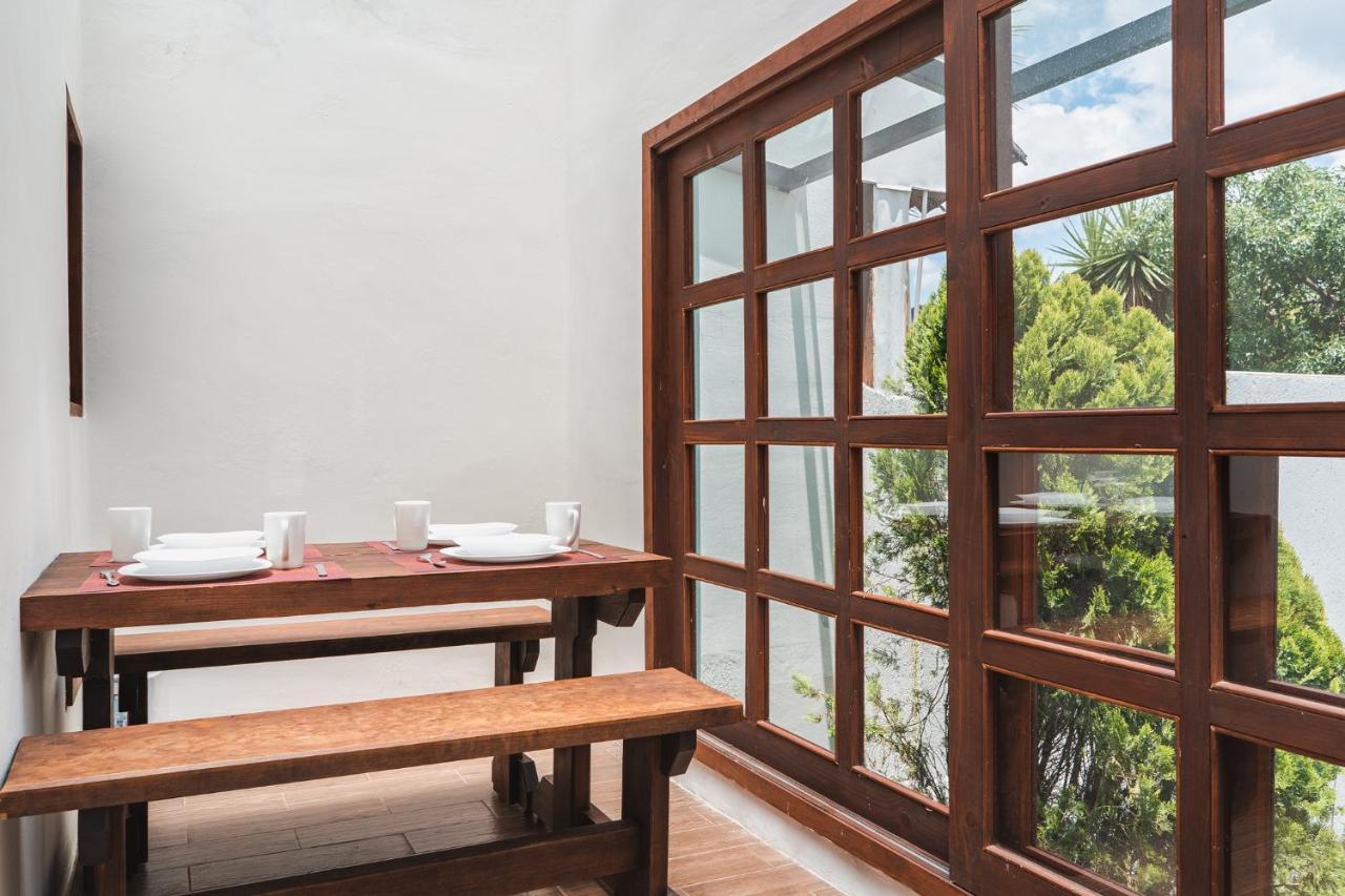 Yox Hotel Boutique San Cristóbal de Las Casas Екстериор снимка A shoji screen