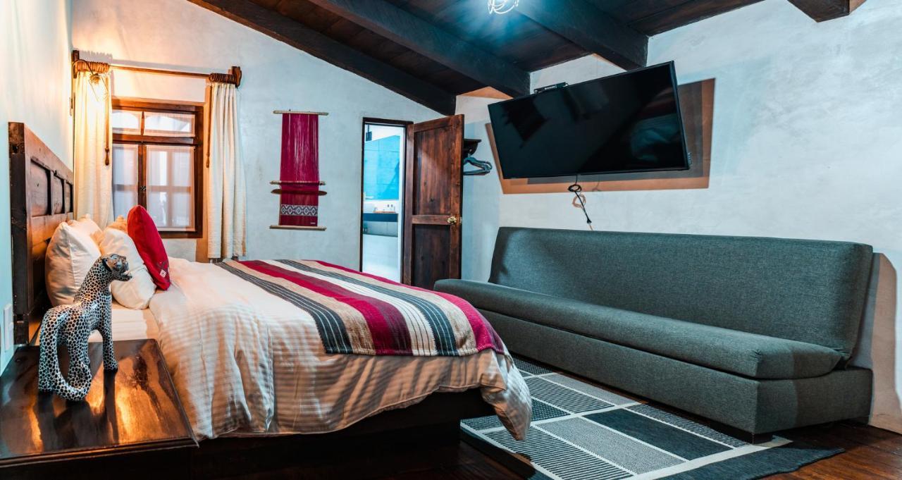 Yox Hotel Boutique San Cristóbal de Las Casas Екстериор снимка A room at the hotel