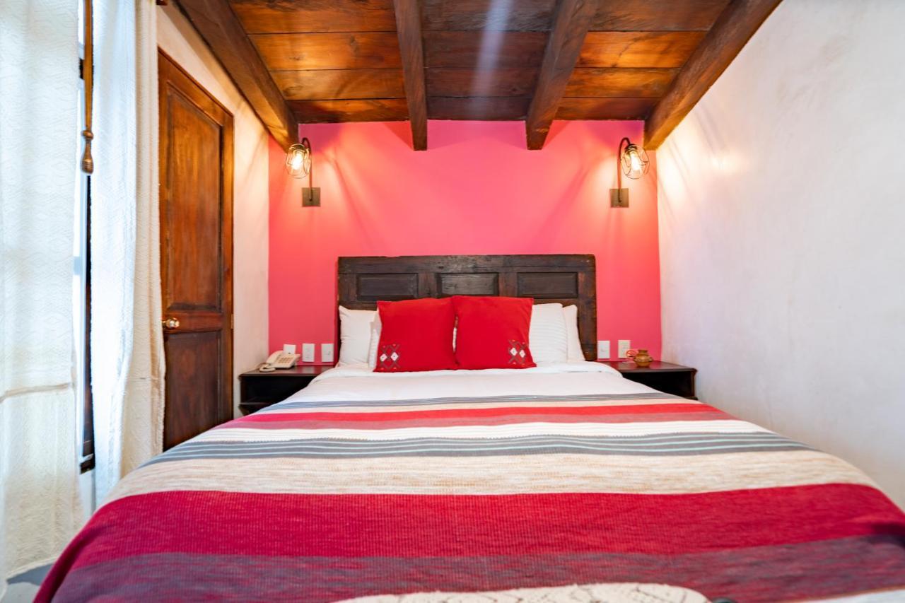 Yox Hotel Boutique San Cristóbal de Las Casas Екстериор снимка A bedroom at the hotel