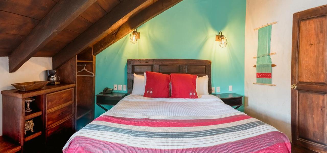 Yox Hotel Boutique San Cristóbal de Las Casas Екстериор снимка A bedroom at the hotel